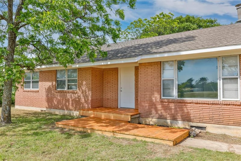 65 Kirby Street, Callisburg TX 76240 - Photo 4
