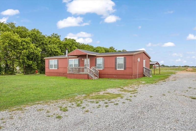 8791 County Road 1143, Celeste TX 75423 - Photo 3