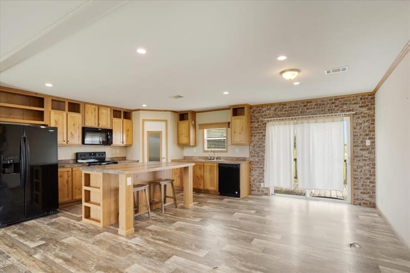 8791 County Road 1143, Celeste TX 75423 - Photo 9