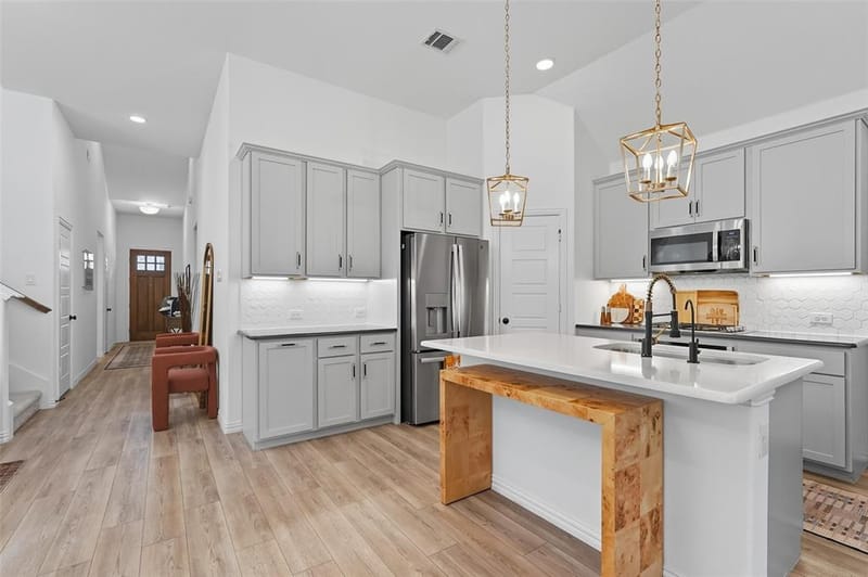 1506 Broadview Drive, Garland TX 75042 - Photo 5
