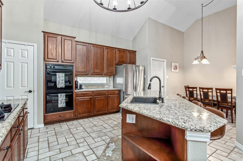 5916 Mossbrook Trail, Dallas TX 75252 - Photo 16