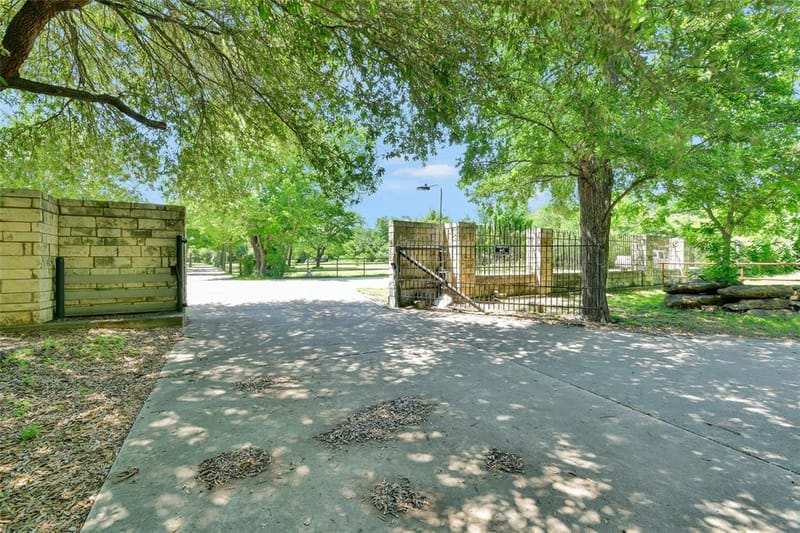5313 Hidden Oaks Lane, Arlington TX 76017 - Photo 30