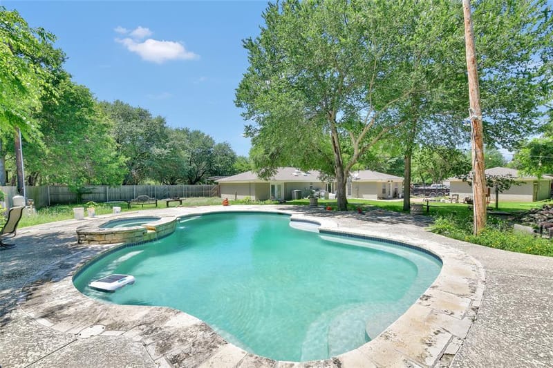 5313 Hidden Oaks Lane, Arlington TX 76017 - Photo 15