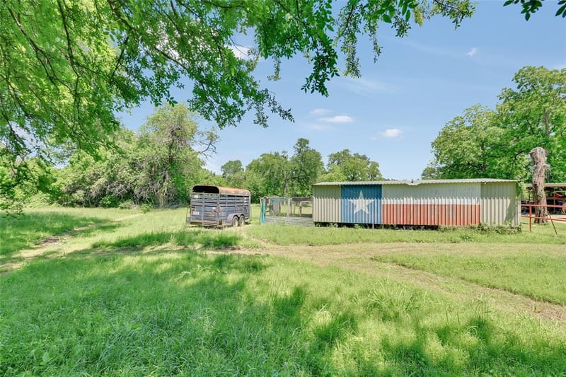 5313 Hidden Oaks Lane, Arlington TX 76017 - Photo 11