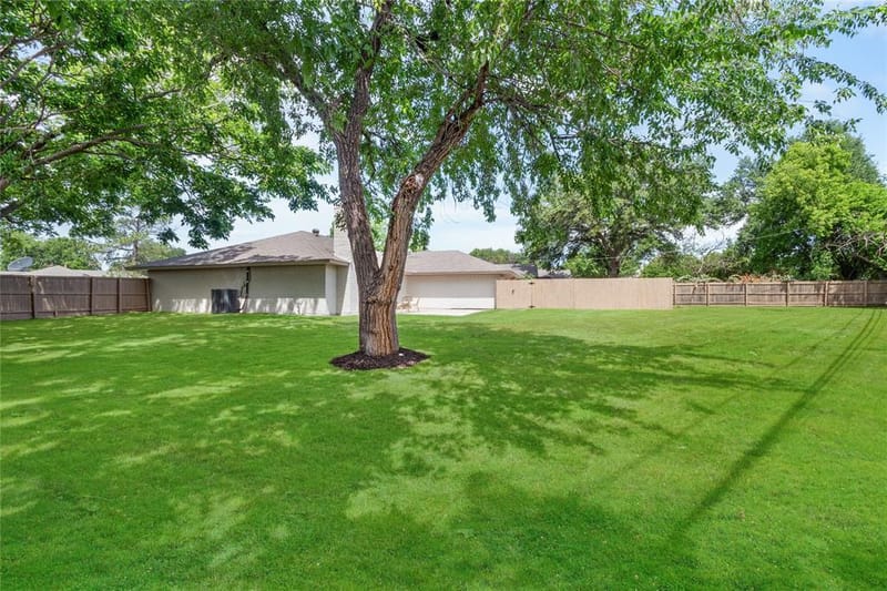 7881 La Cabeza Drive, Dallas TX 75248 - Photo 32