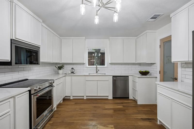 108 Forest Hill Drive, Trophy Club TX 76262 - Photo 10