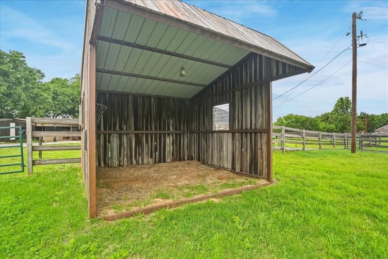 27020 Fm 902, Collinsville TX 76233 - Photo 32