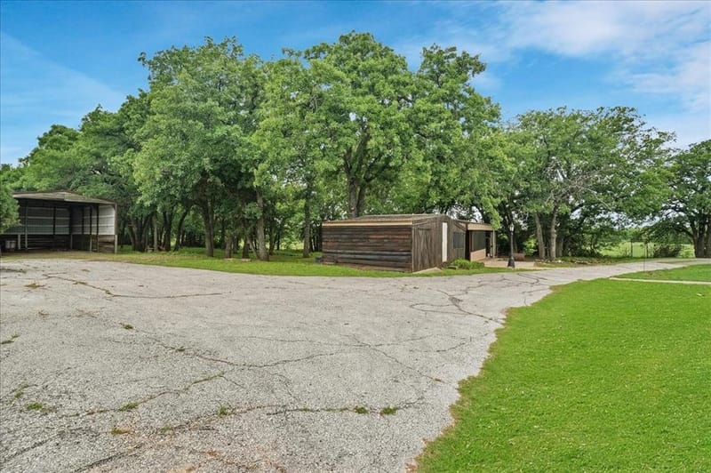 27020 Fm 902, Collinsville TX 76233 - Photo 20