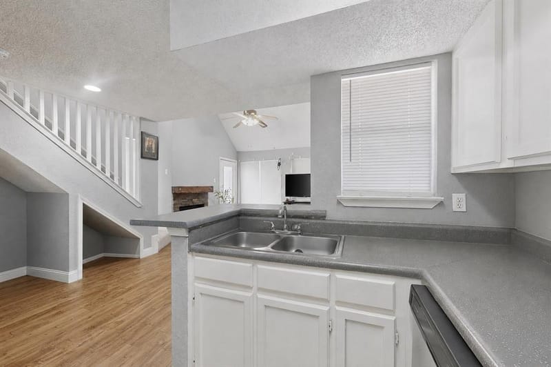 9811 Walnut Street # 203, Dallas TX 75243 - Photo 16