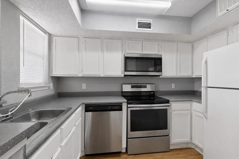 9811 Walnut Street # 203, Dallas TX 75243 - Photo 12