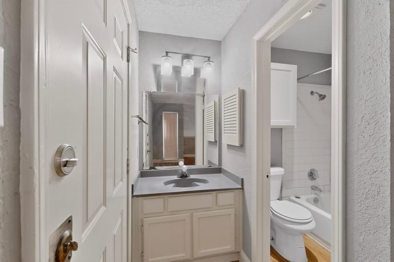 9811 Walnut Street # 203, Dallas TX 75243 - Photo 26