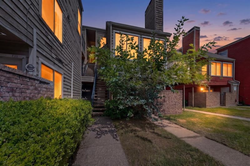 9811 Walnut Street # 203, Dallas TX 75243