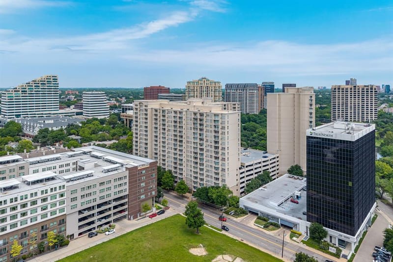 3225 Turtle Creek Boulevard # 828, Dallas TX 75219 - Photo 21