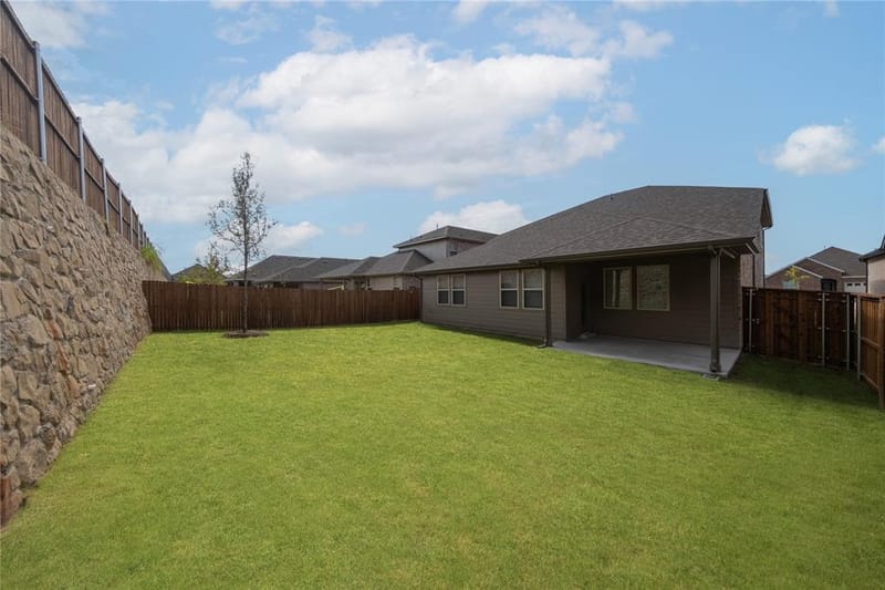 3032 Hollybrook Lane, Anna TX 75409 - Photo 2