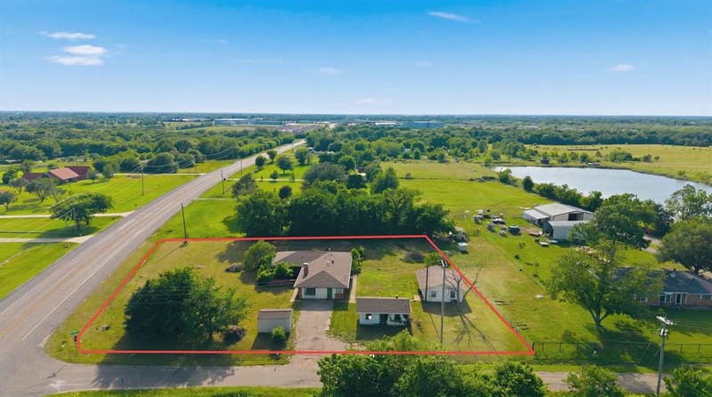 11800 Hallmark Street, Greenville TX 75402 - Photo 2