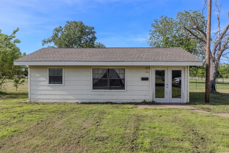 11800 Hallmark Street, Greenville TX 75402 - Photo 29