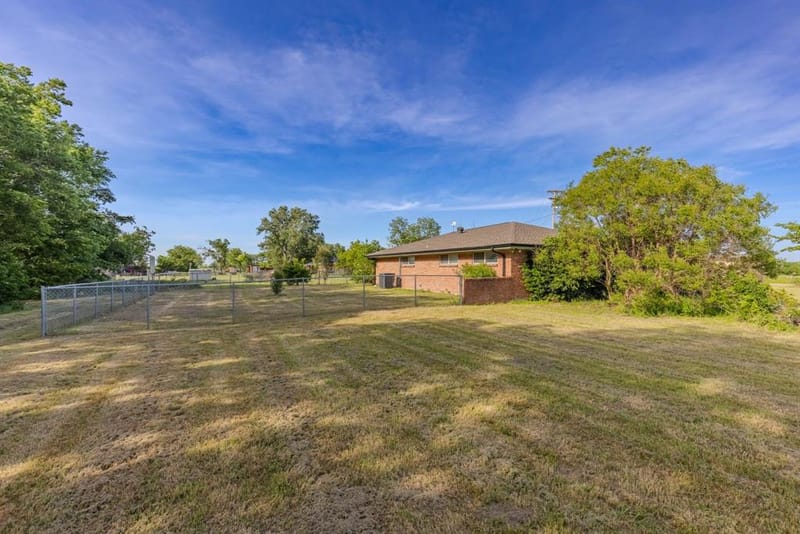 11800 Hallmark Street, Greenville TX 75402 - Photo 25