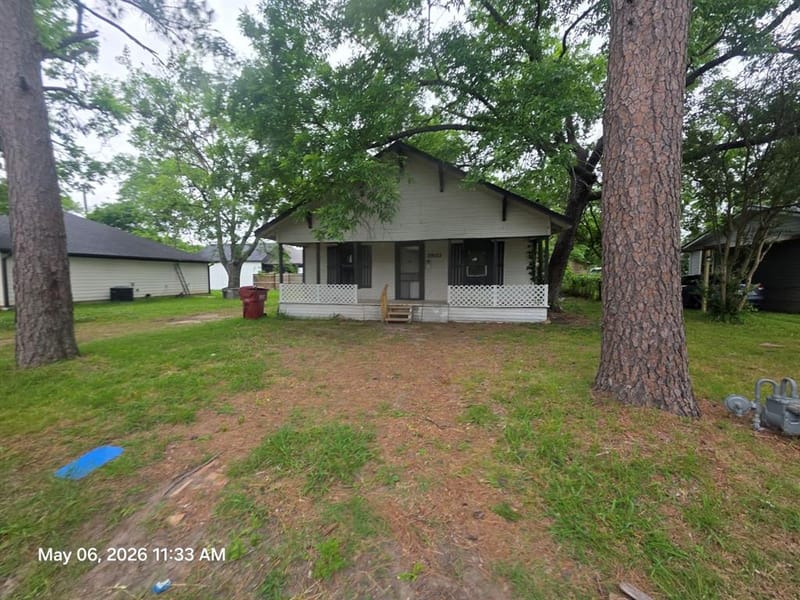 1903 N Main Street, Bonham TX 75418 - Photo 2