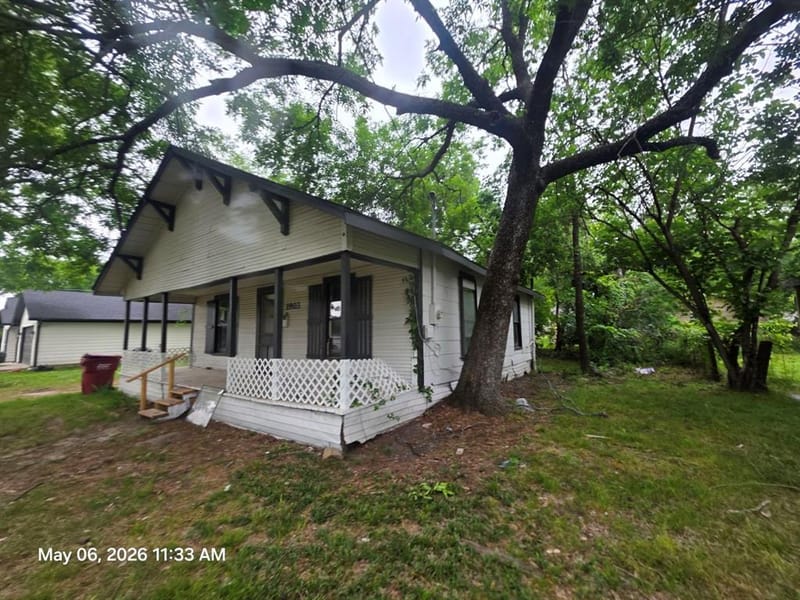 1903 N Main Street, Bonham TX 75418 - Photo 3