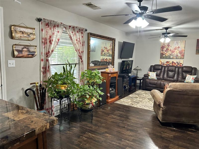 501 E Holley Street, Mesquite TX 75149 - Photo 22