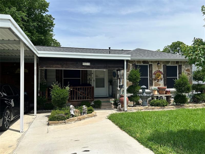 501 E Holley Street, Mesquite TX 75149