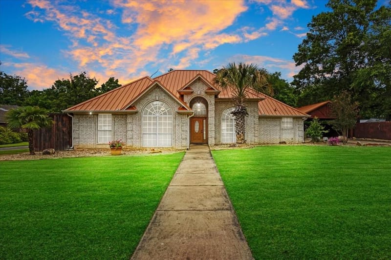 3420 Graham Street, Paris TX 75460