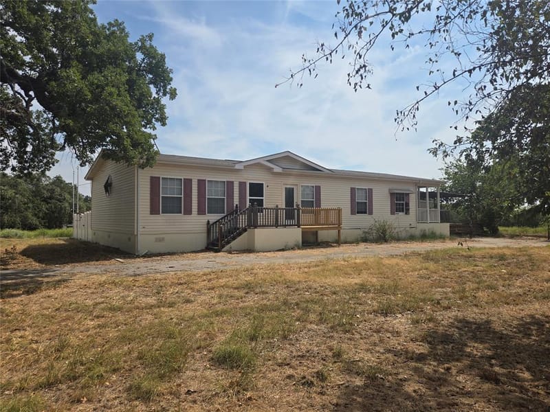 1331 Jay Bird Road, Springtown TX 76082 - Photo 2