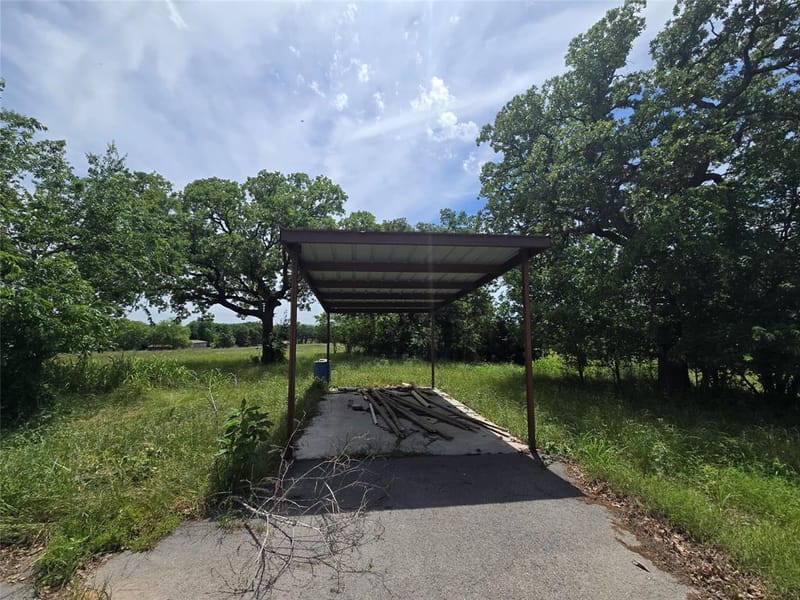 1331 Jay Bird Road, Springtown TX 76082 - Photo 6
