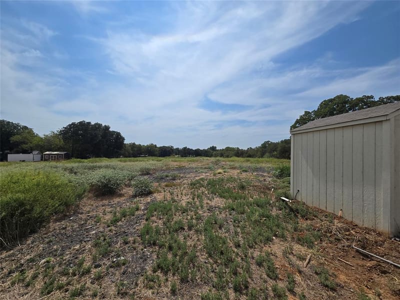 1331 Jay Bird Road, Springtown TX 76082 - Photo 14
