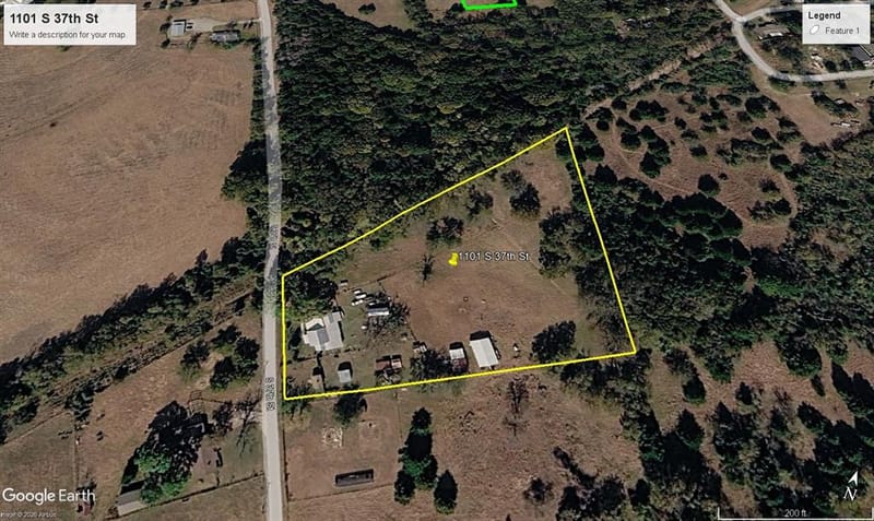 1101 S 37th Street, Corsicana TX 75110 - Photo 2