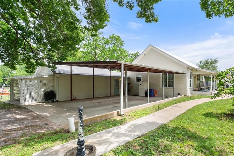 1101 S 37th Street, Corsicana TX 75110 - Photo 4