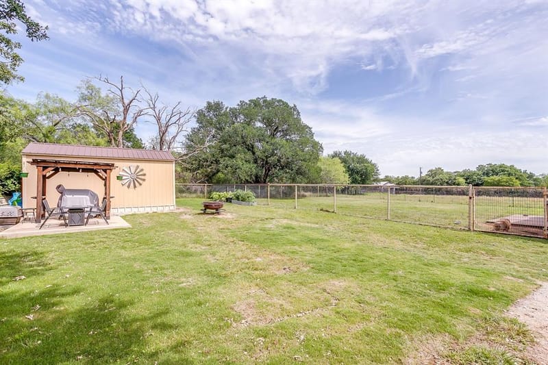 4435 S FM 113, Millsap TX 76066 - Photo 23