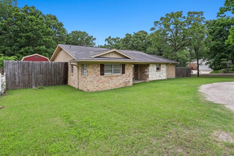 1301 Woodland Drive, Canton TX 75103 - Photo 4