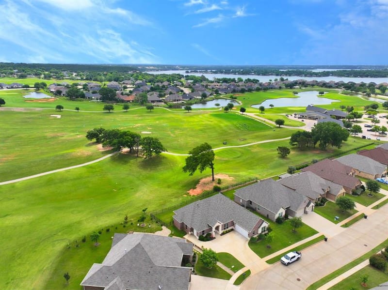 2025 Clive Drive, Granbury TX 76048 - Photo 3