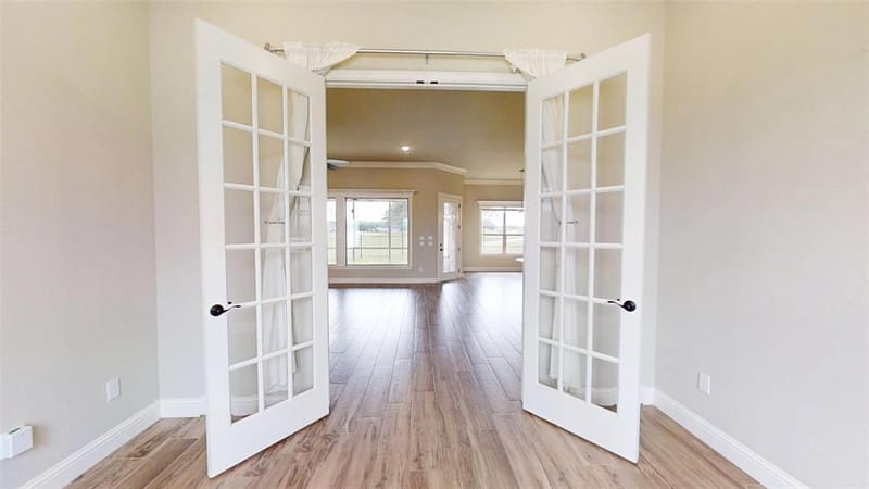 2025 Clive Drive, Granbury TX 76048 - Photo 18