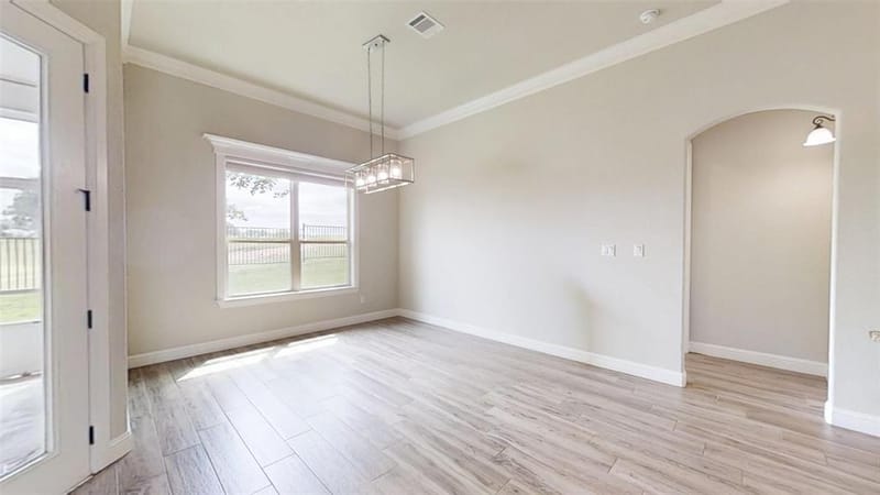 2025 Clive Drive, Granbury TX 76048 - Photo 11