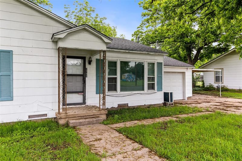 2700 Briarwood Lane, Bellmead TX 76705 - Photo 6