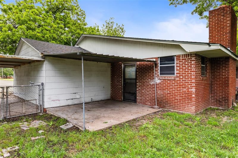 2700 Briarwood Lane, Bellmead TX 76705 - Photo 11