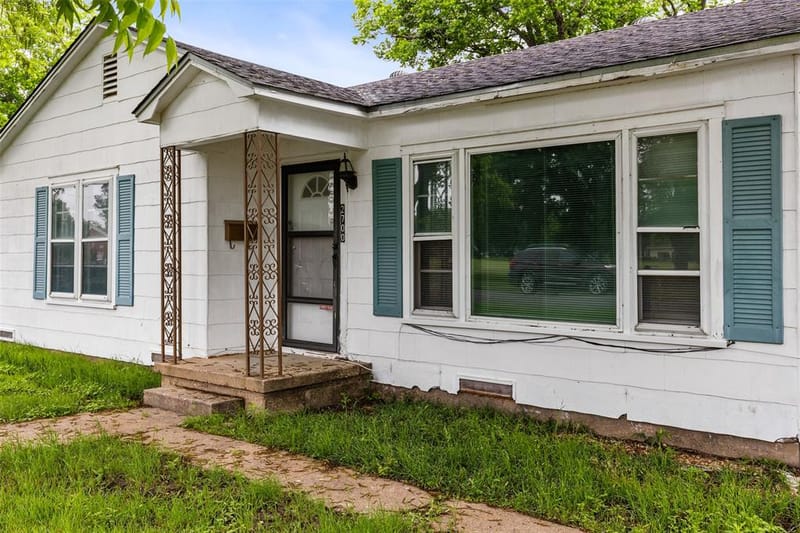 2700 Briarwood Lane, Bellmead TX 76705 - Photo 8