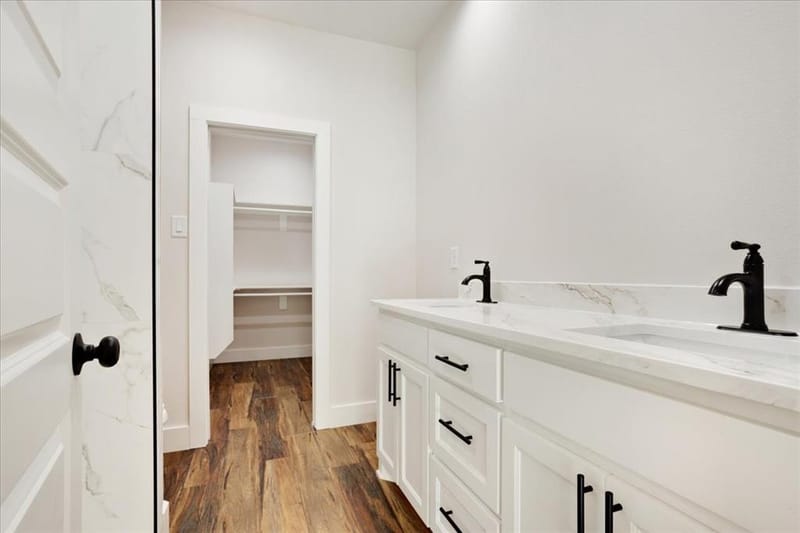 413 N Colbert Avenue, Sherman TX 75090 - Photo 17