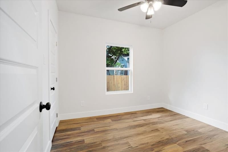 413 N Colbert Avenue, Sherman TX 75090 - Photo 12