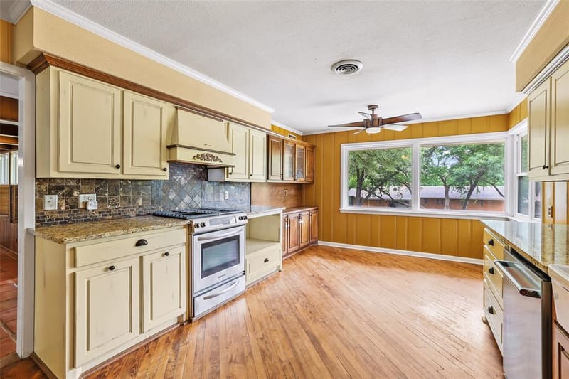 716 Westwood Drive, Sherman TX 75092 - Photo 6