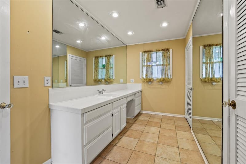 716 Westwood Drive, Sherman TX 75092 - Photo 10