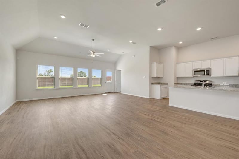 3220 Kingdom Drive, Denton TX 76208 - Photo 2
