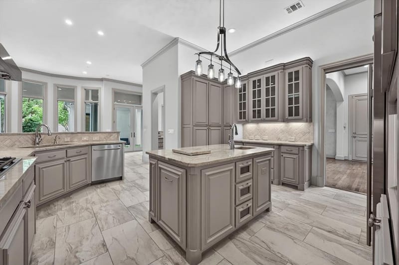 14819 Bellbrook Drive, Addison TX 75254 - Photo 8