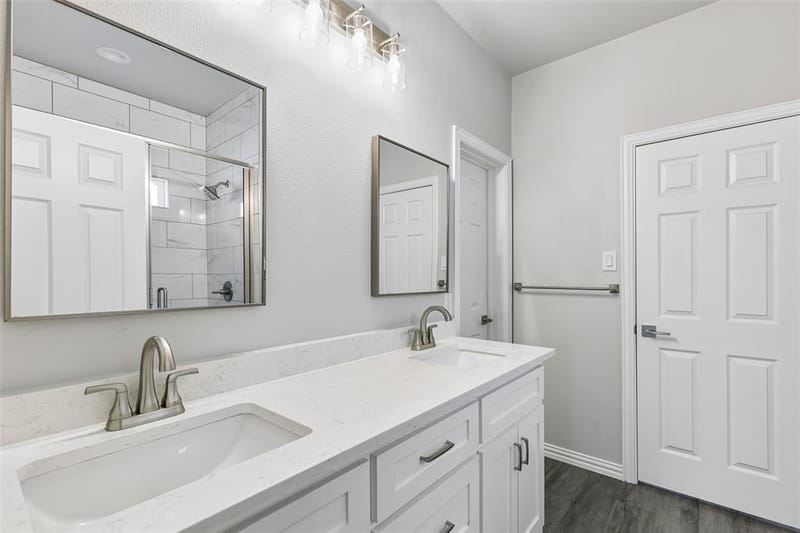 4945 Ramey Avenue, Fort Worth TX 76105 - Photo 14