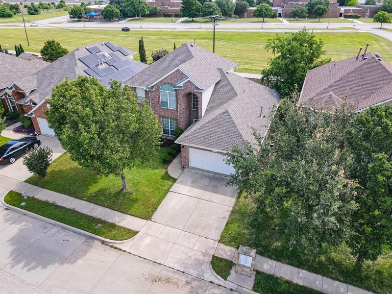 5724 Table Rock Drive, Fort Worth TX 76131 - Photo 6
