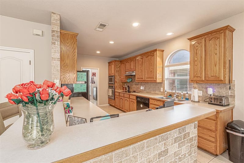 5724 Table Rock Drive, Fort Worth TX 76131 - Photo 15