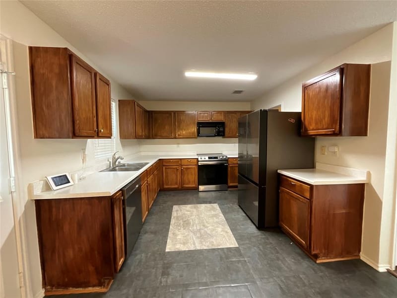 2233 Chestnut Drive, Little Elm TX 75068 - Photo 8