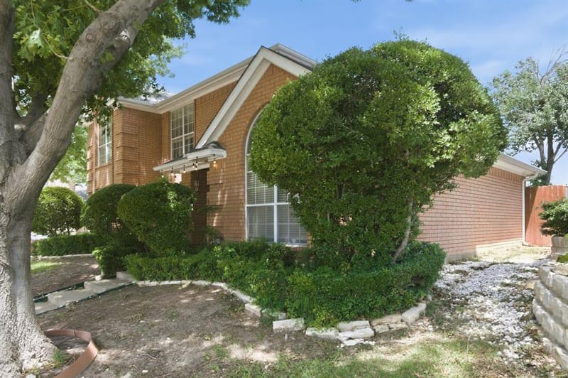 8461 Golf Club Circle, Fort Worth TX 76179 - Photo 2
